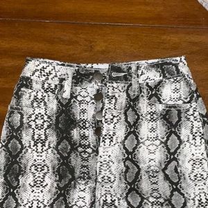 Princess Polly skinny jeans snake skin